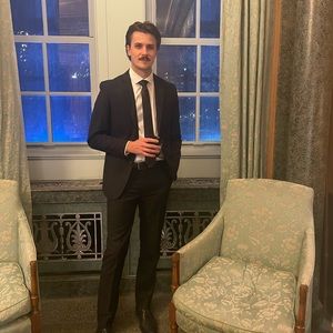 Meet your Posher, Joshua